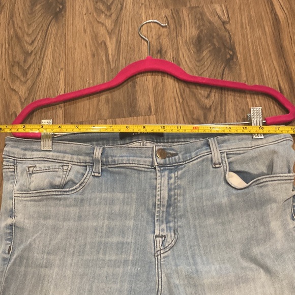 J Brand Mid Rise Skinny Distressed Women’s Jeans 32 - Picture 10 of 13